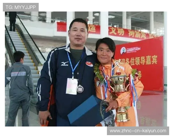 冠军球队教练团队荣获市级表彰，肯定贡献，冠军教练得多少钱